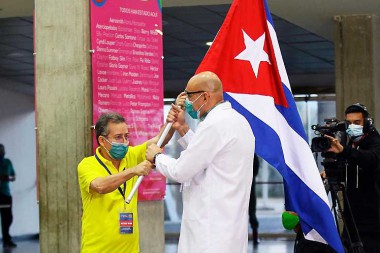 Lee más sobre el artículo Brigada médica cubana labora en Poliedro de Caracas