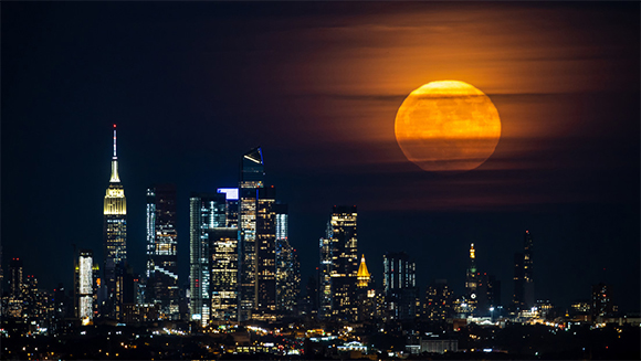 Lee más sobre el artículo La luna del ciervo, la superluna que más se acercará a la Tierra en 2022